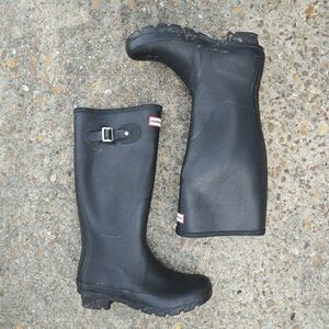 Hunter Black Original Rubber Rain Boot